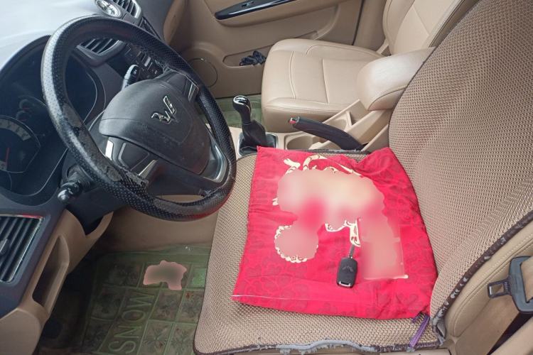 Used Wuling Hongguang 2013 1.5L S Comfort Model Left Front Seat