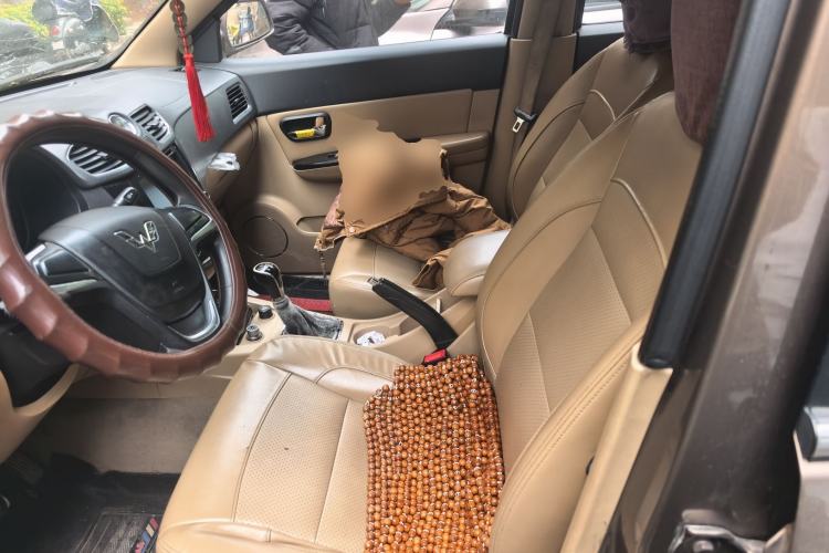 Used Wuling Hongguang 2013 1.5L S Comfort Model Left Front Seat