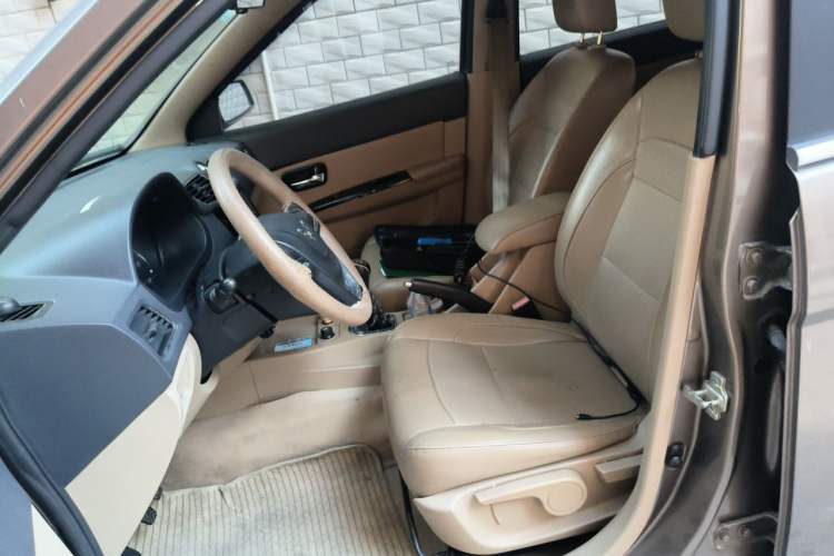 Used Wuling Hongguang 2013 1.2L S Comfort Model China IV Standard Left Front Seat
