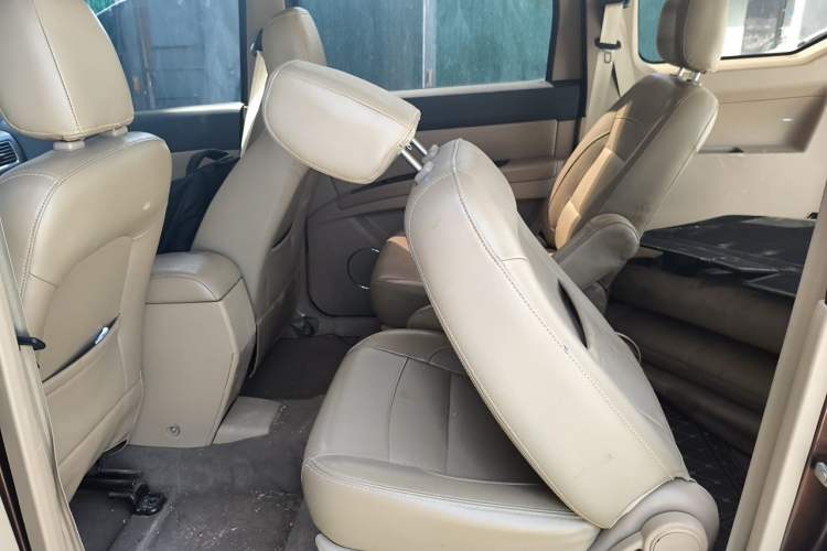 Used Wuling Hongguang 2013 1.5L S Comfort Model Left Rear Seat