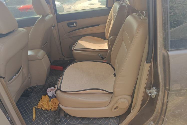 Used Wuling Hongguang 2013 1.5L S Luxury Model Left Rear Seat