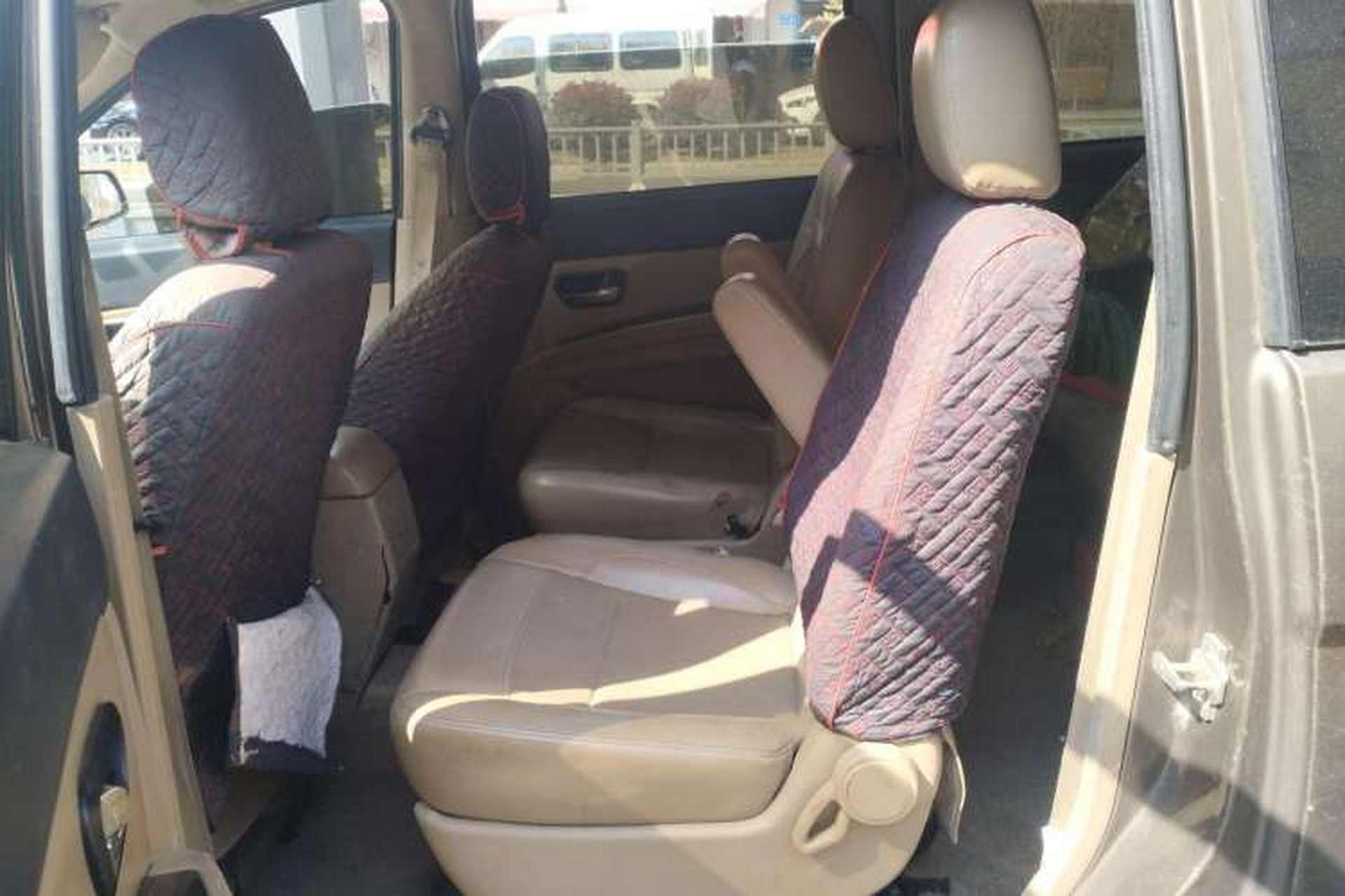 Used Wuling Hongguang 2013 1.5L S Luxury Model Left Rear Seat