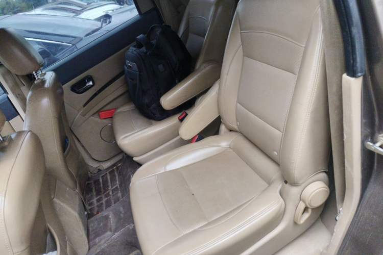 Used Wuling Hongguang 2013 1.2L S Comfort Model China IV Standard Left Rear Seat