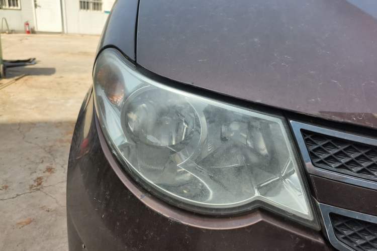 Used Wuling Hongguang 2013 1.5L S Comfort Model Right Front Headlight