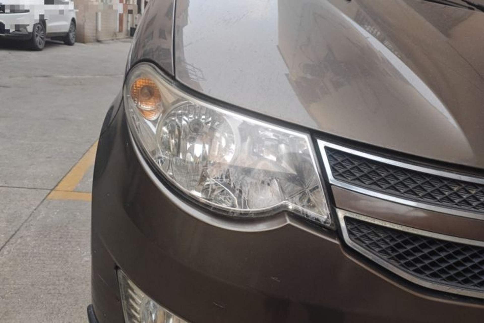 Used Wuling Hongguang 2013 1.5L S Comfort Model Right Front Headlight
