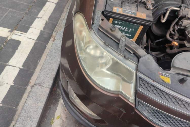 Used Wuling Hongguang 2013 1.2L S Comfort Model China IV Standard Right Front Headlight