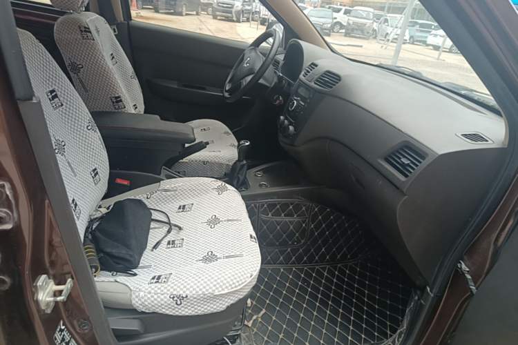 Used Wuling Hongguang 2013 1.2L S Comfort Model China IV Standard Right Front Seat