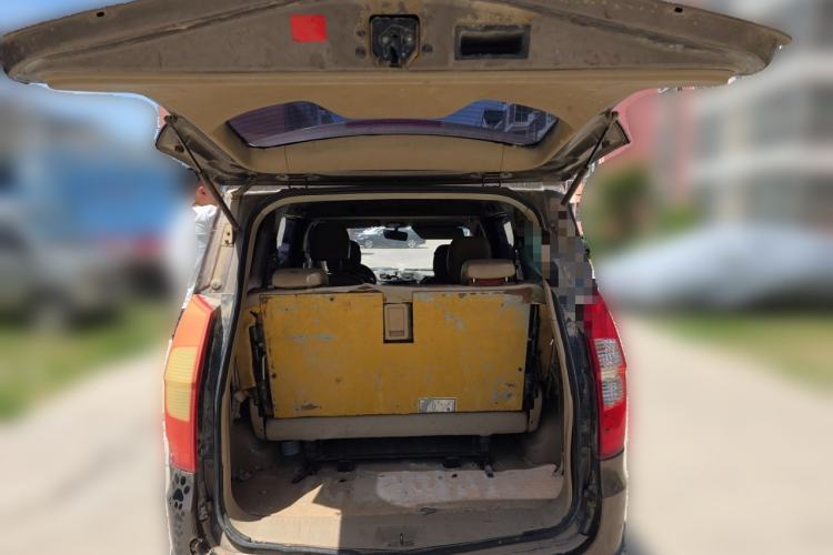 Used Wuling Hongguang 2013 1.5L S Comfort Model Trunk