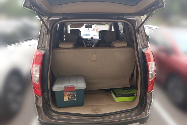 Used Wuling Hongguang 2013 1.5L S Comfort Model Trunk