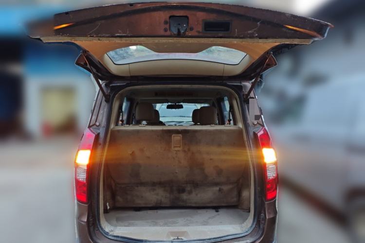 Used Wuling Hongguang 2013 1.5L S Comfort Model Trunk