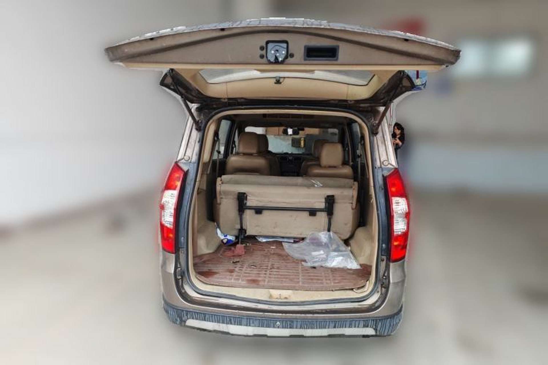 Used Wuling Hongguang 2013 1.5L Base Version Trunk