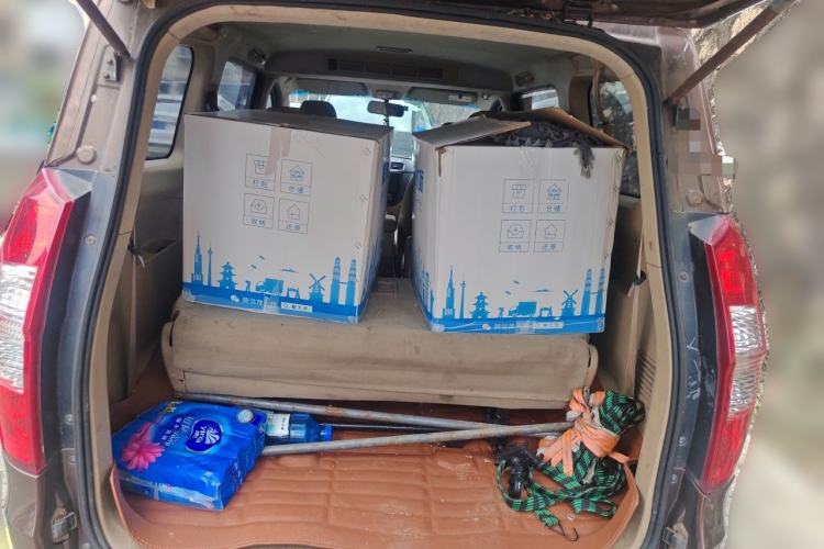 Used Wuling Hongguang 2013 1.5L S Comfort Model Trunk