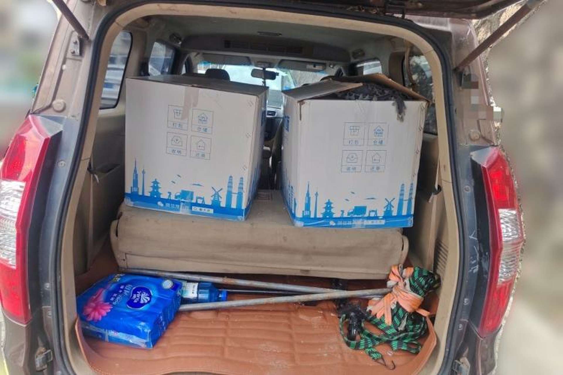 Used Wuling Hongguang 2013 1.5L S Comfort Model Trunk