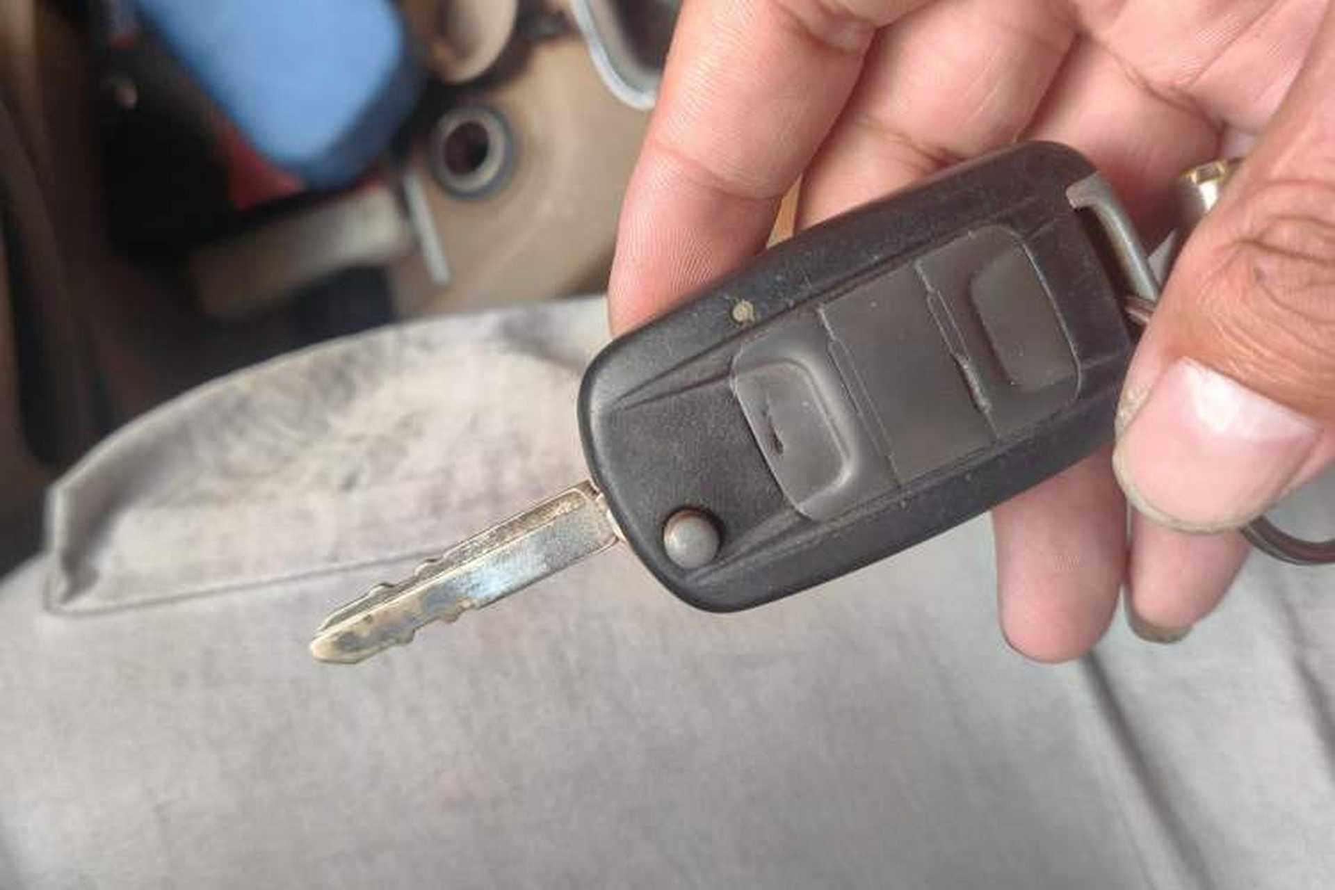Used Wuling Hongguang 2013 1.2L S Comfort Model China IV Standard Vehicle Key
