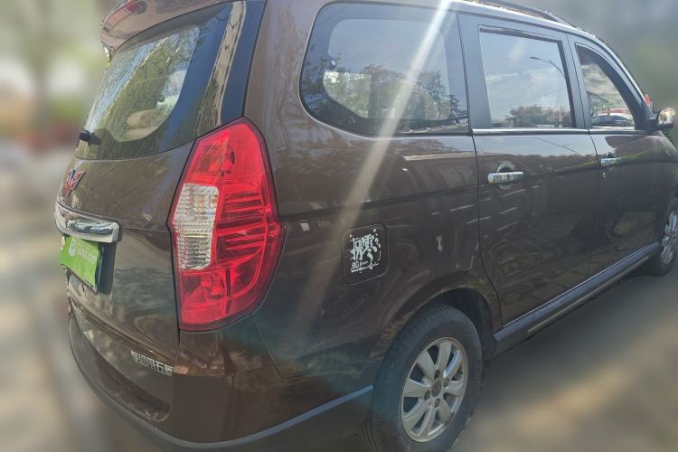Used Wuling Hongguang 2013 1.2L S Comfort Model China IV Standard Exterior 5