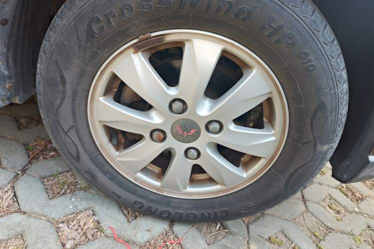 Used Wuling Hongguang 2013 1.2L S Comfort Model China IV Standard Exterior 7