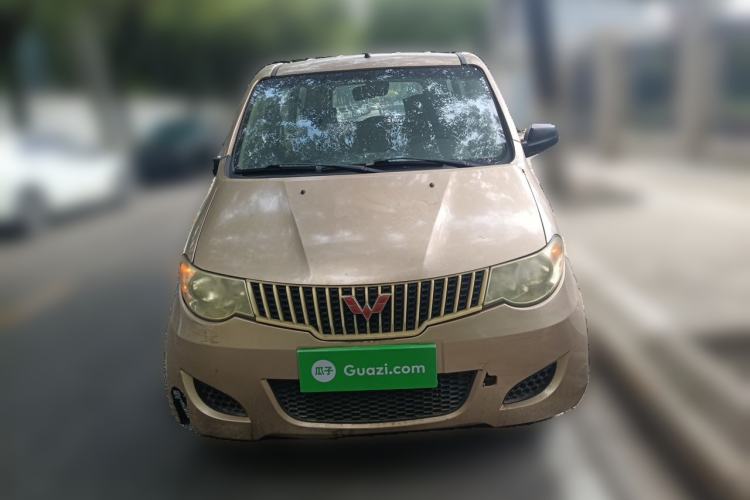 Used Wuling Hongguang 2013 1.5L Base Version Front