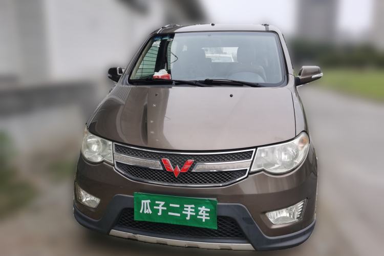 Used Wuling Hongguang 2013 1.5L S Luxury Model Front