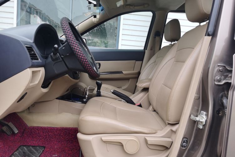 Used Wuling Hongguang 2013 1.5L S Luxury Model Left Front Seat