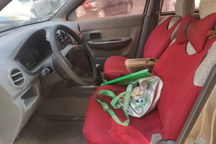 Used Wuling Hongguang 2013 1.5L Base Version Left Front Seat