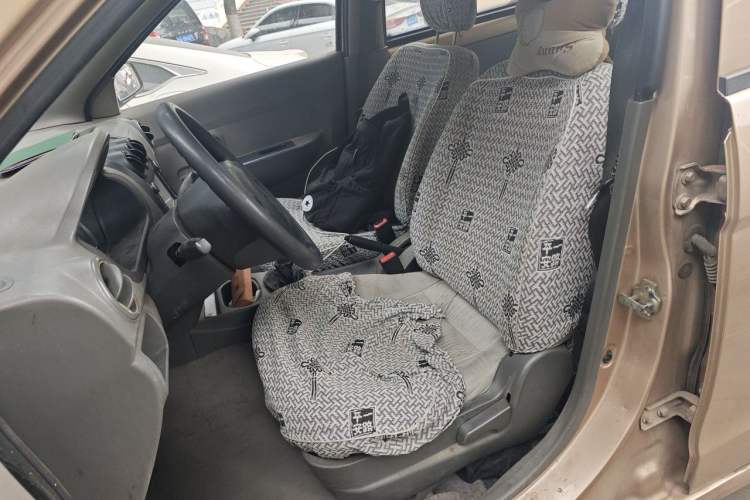 Used Wuling Hongguang 2013 1.5L Base Version Left Front Seat