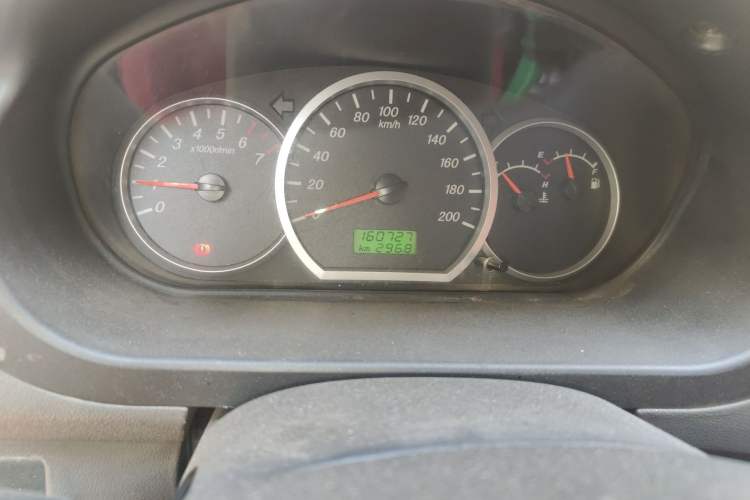 Used Wuling Hongguang 2013 1.5L Base Version Odometer Close Up
