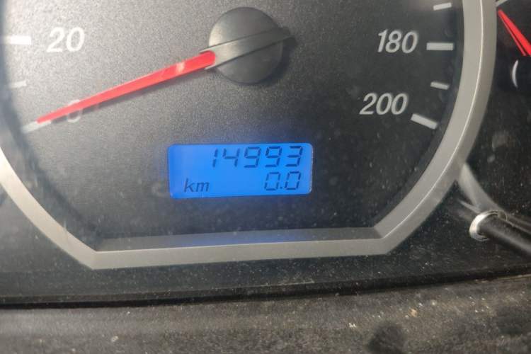 Used Wuling Hongguang 2013 1.5L Base Version Odometer Close Up