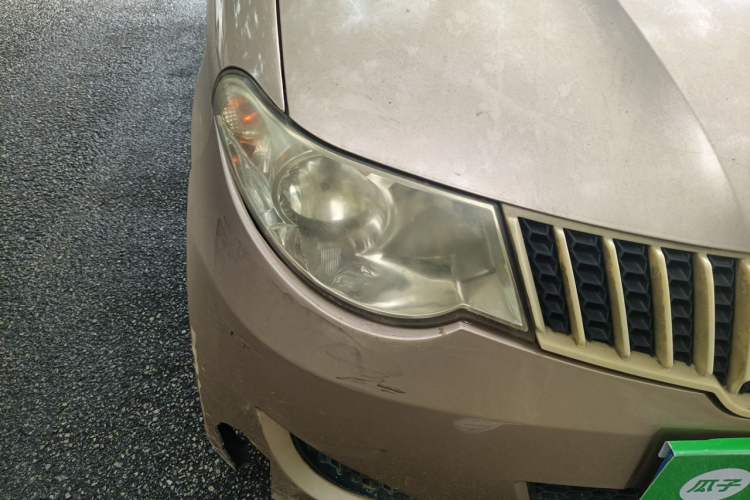 Used Wuling Hongguang 2013 1.5L Base Version Right Front Headlight