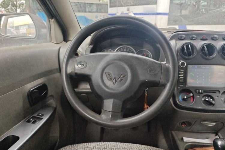 Used Wuling Hongguang 2013 1.5L Base Version Steering Wheel