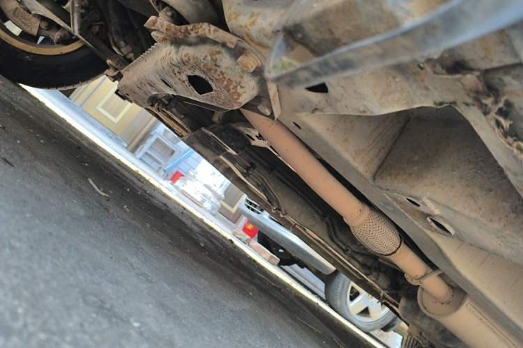 Used Wuling Hongguang 2013 1.2L S Comfort Model China IV Standard Chassis Front Left