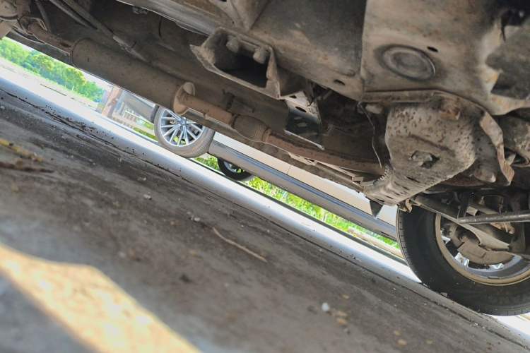Used Wuling Hongguang 2013 1.2L S Comfort Model China IV Standard Chassis Front Right