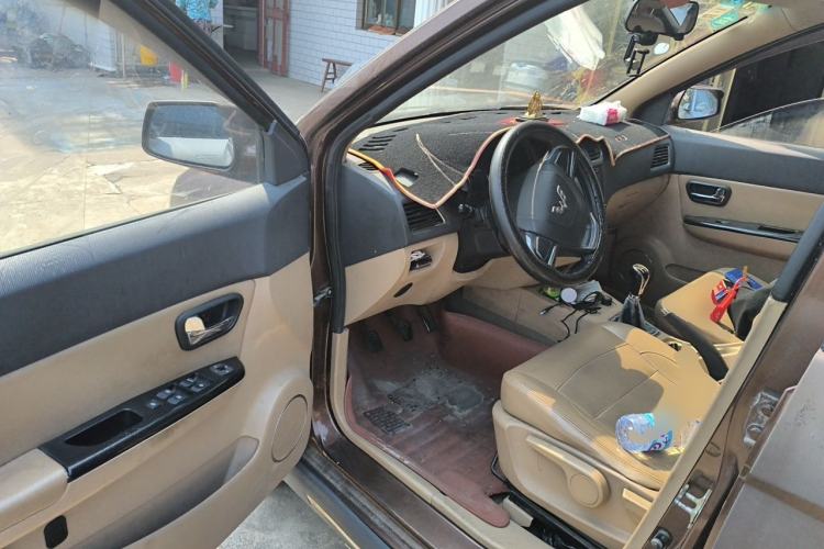Used Wuling Hongguang 2013 1.2L S Comfort Model China IV Standard Driver Seat