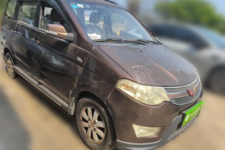 Used Wuling Hongguang 2013 1.2L S Comfort Model China IV Standard Front Right 45 Deg