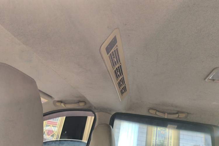Used Wuling Hongguang 2013 1.2L S Comfort Model China IV Standard Headliner