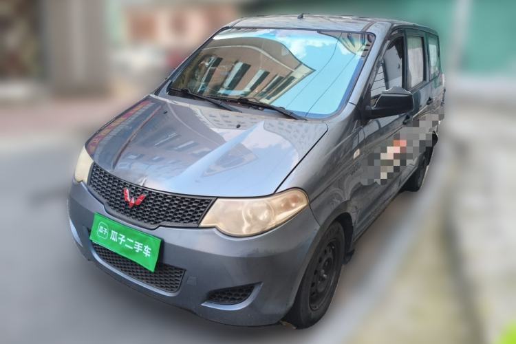 Used Wuling Hongguang 2013 1.5L Base Version Guazi used car, China used car export, Used car for sale, Used Wuling cars, Cheapest cars for sale