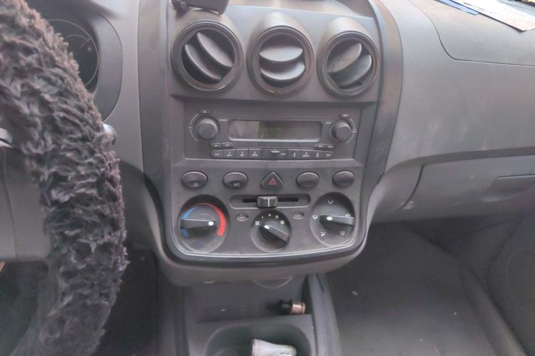 Used Wuling Hongguang 2013 1.5L Base Version Audio And AC Panel