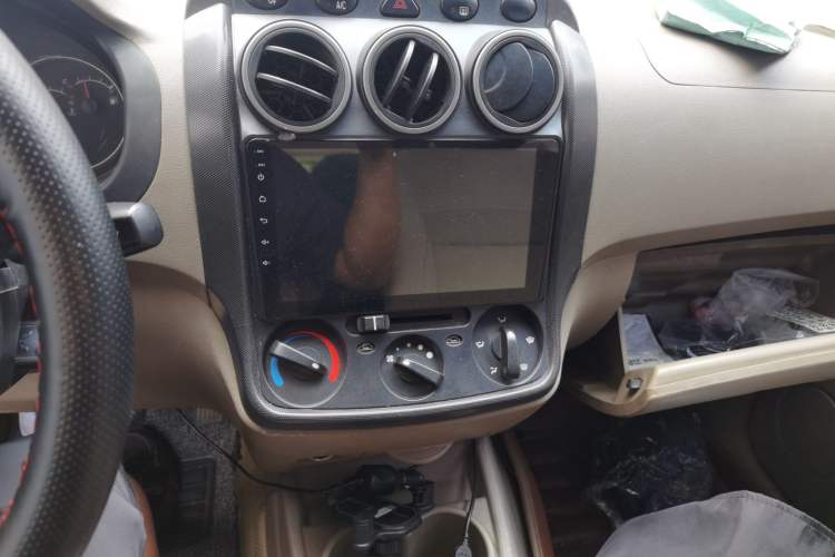 Used Wuling Hongguang 2013 1.5L Comfort Model Audio And AC Panel