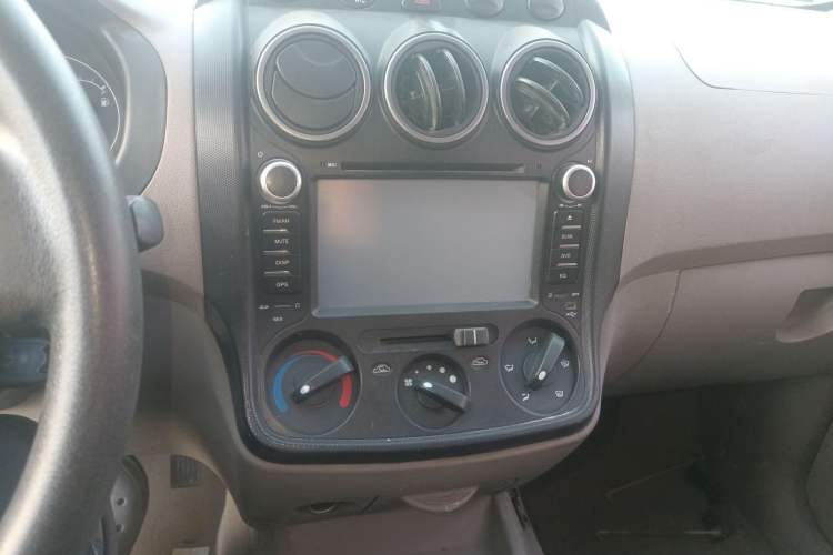 Used Wuling Hongguang 2013 1.5L Standard Version Audio And AC Panel