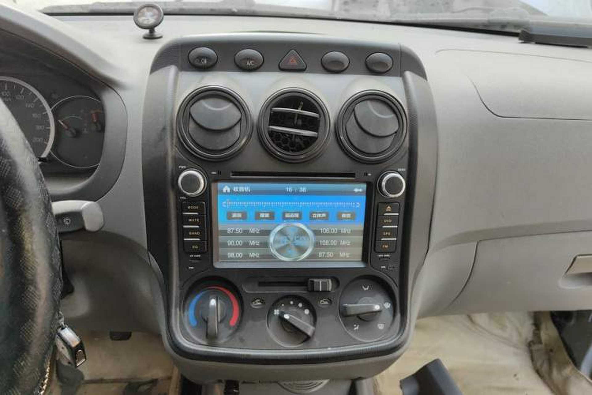 Used Wuling Hongguang 2013 1.5L Base Version Audio And AC Panel