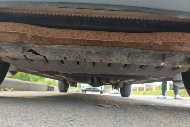 Used Wuling Hongguang 2013 1.5L Base Version Chassis Front
