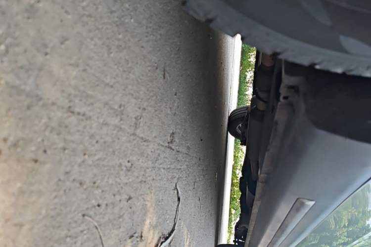 Used Wuling Hongguang 2013 1.5L S Luxury Model Chassis Front Left