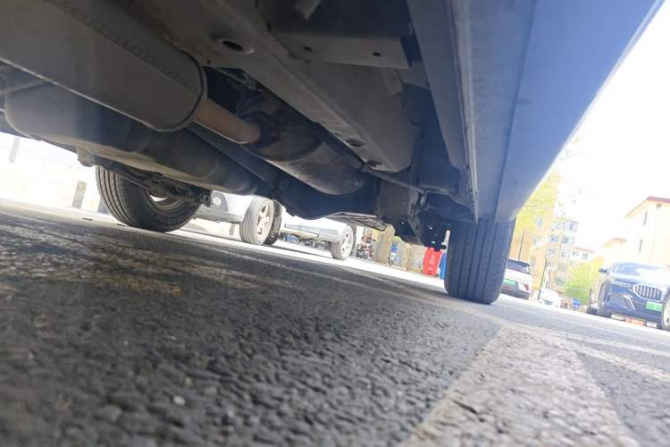 Used Wuling Hongguang 2013 1.2L S Comfort Model China IV Standard Chassis Front Left