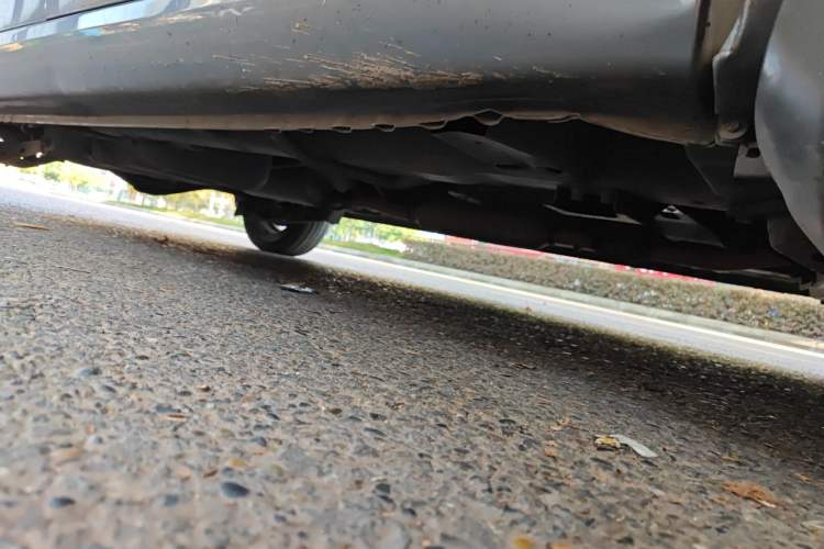 Used Wuling Hongguang 2013 1.5L Comfort Model Chassis Front Right