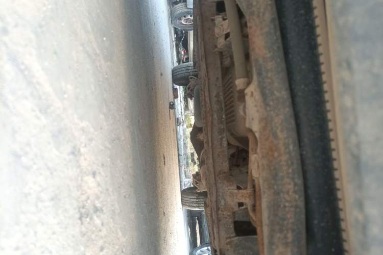 Used Wuling Hongguang 2013 1.5L Standard Version Chassis Front
