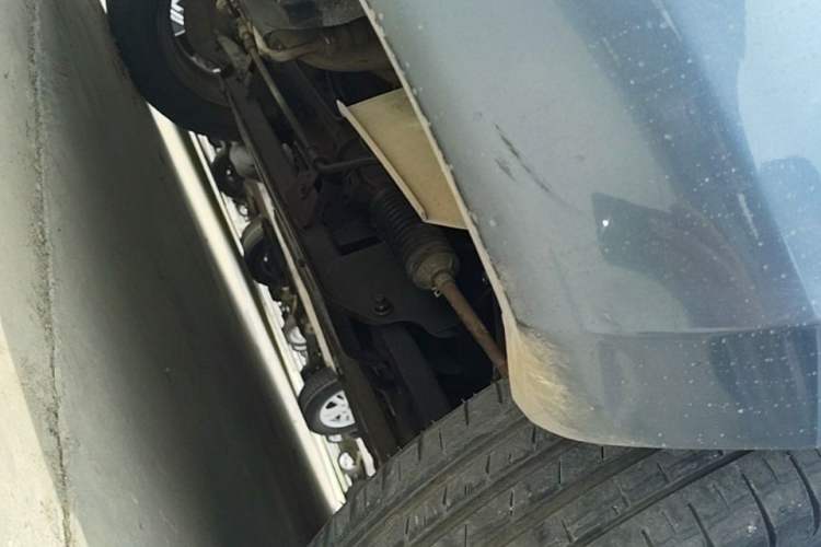 Used Wuling Hongguang 2013 1.5L Comfort Model Chassis Front