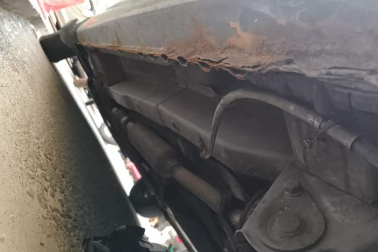 Used Wuling Hongguang 2013 1.5L Base Version Chassis Rear Left