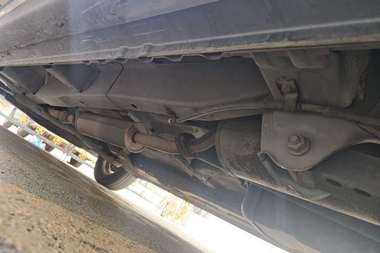 Used Wuling Hongguang 2013 1.2L S Comfort Model China IV Standard Chassis Rear Left