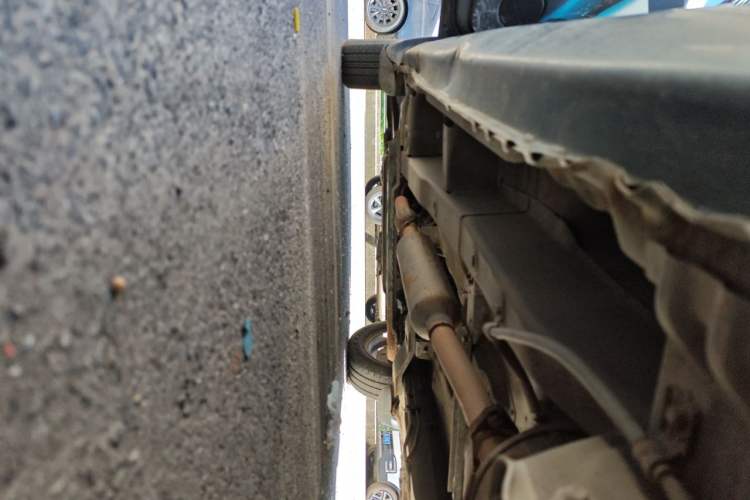 Used Wuling Hongguang 2013 1.5L Comfort Model Chassis Rear Left