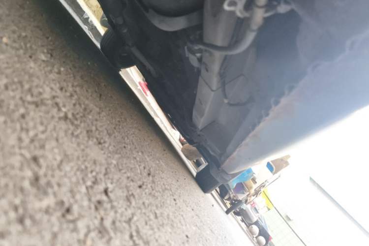 Used Wuling Hongguang 2013 1.5L Base Version Chassis Rear Right