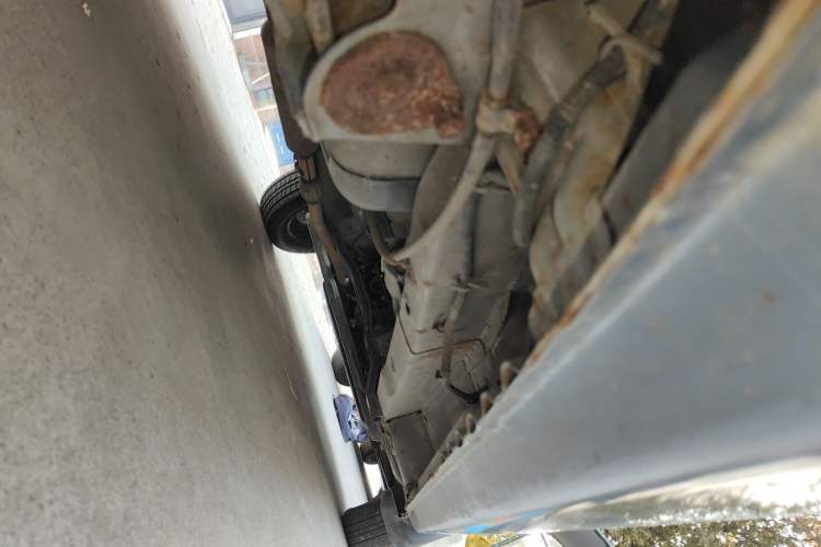 Used Wuling Hongguang 2013 1.5L Base Version Chassis Rear Right